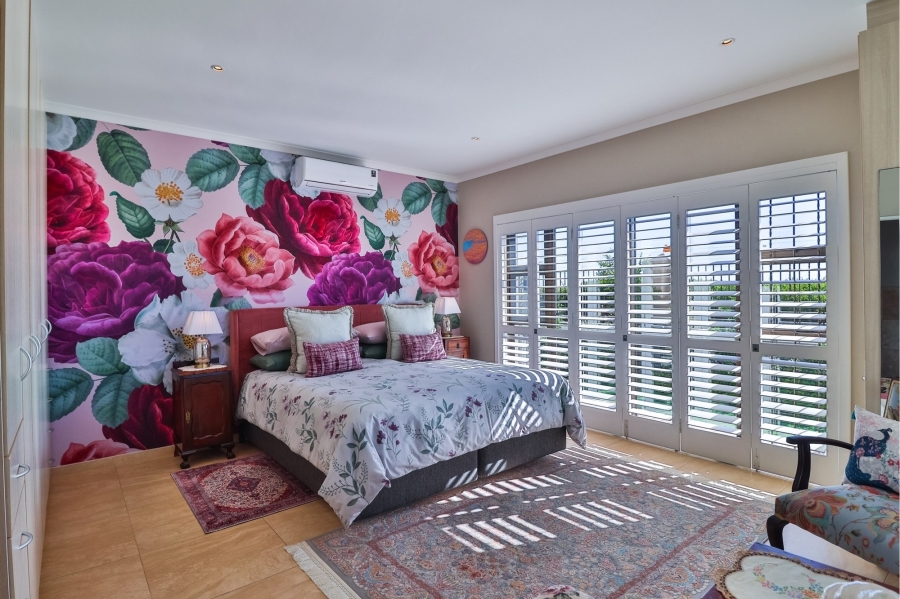 4 Bedroom Property for Sale in Big Bay Western Cape
